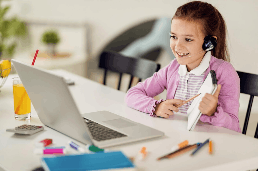 a girl learning public speaking