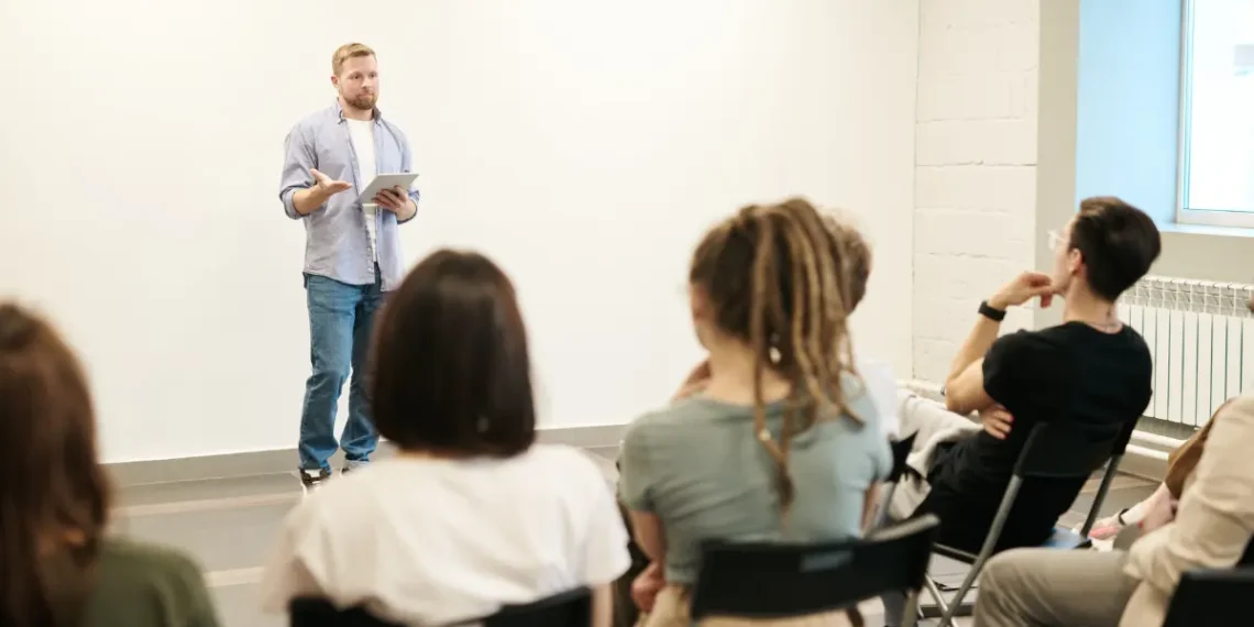 How English Coaching Classes Can Transform Your Career