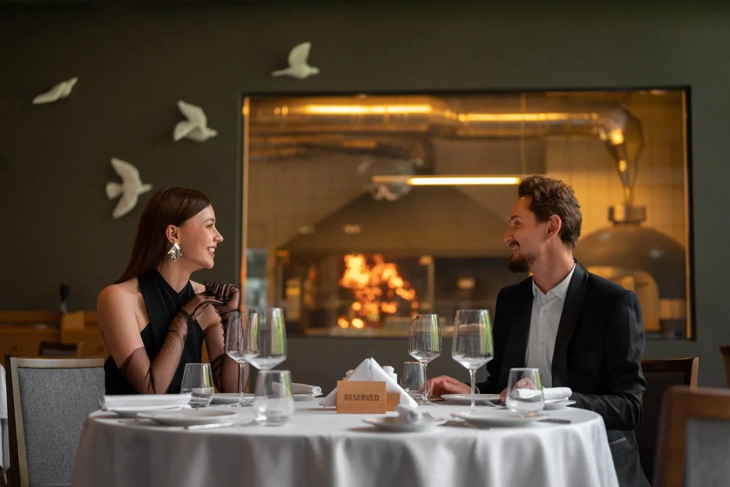 Speak English Confidently in a Restaurant