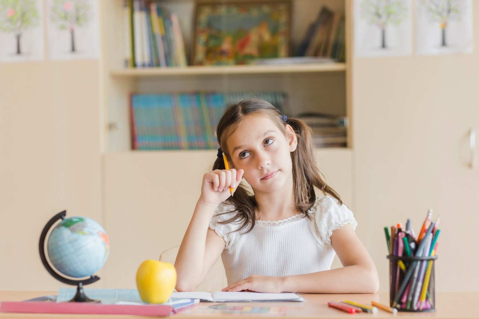 a girl thinking in english