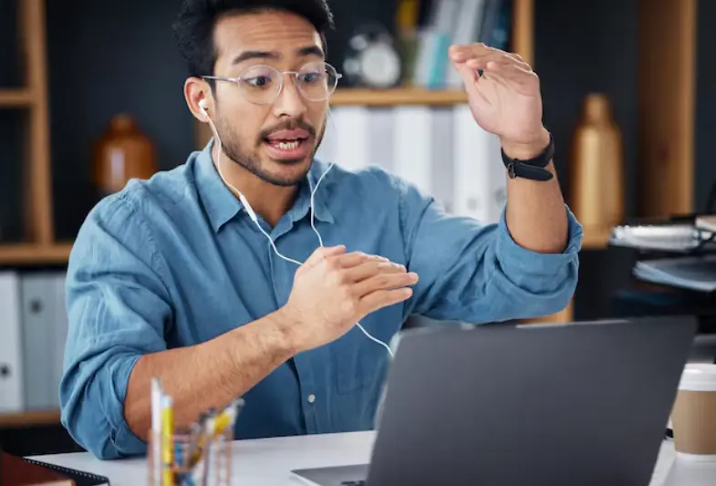 a teacher teaching spoken english in online