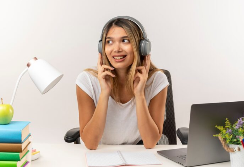 Effective Ways to Improve English Listening