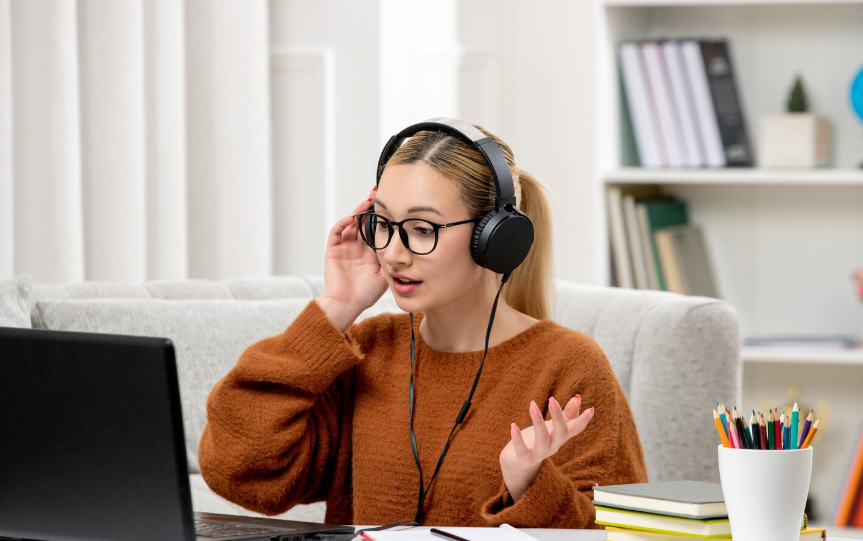 Effective Ways to Improve English Listening